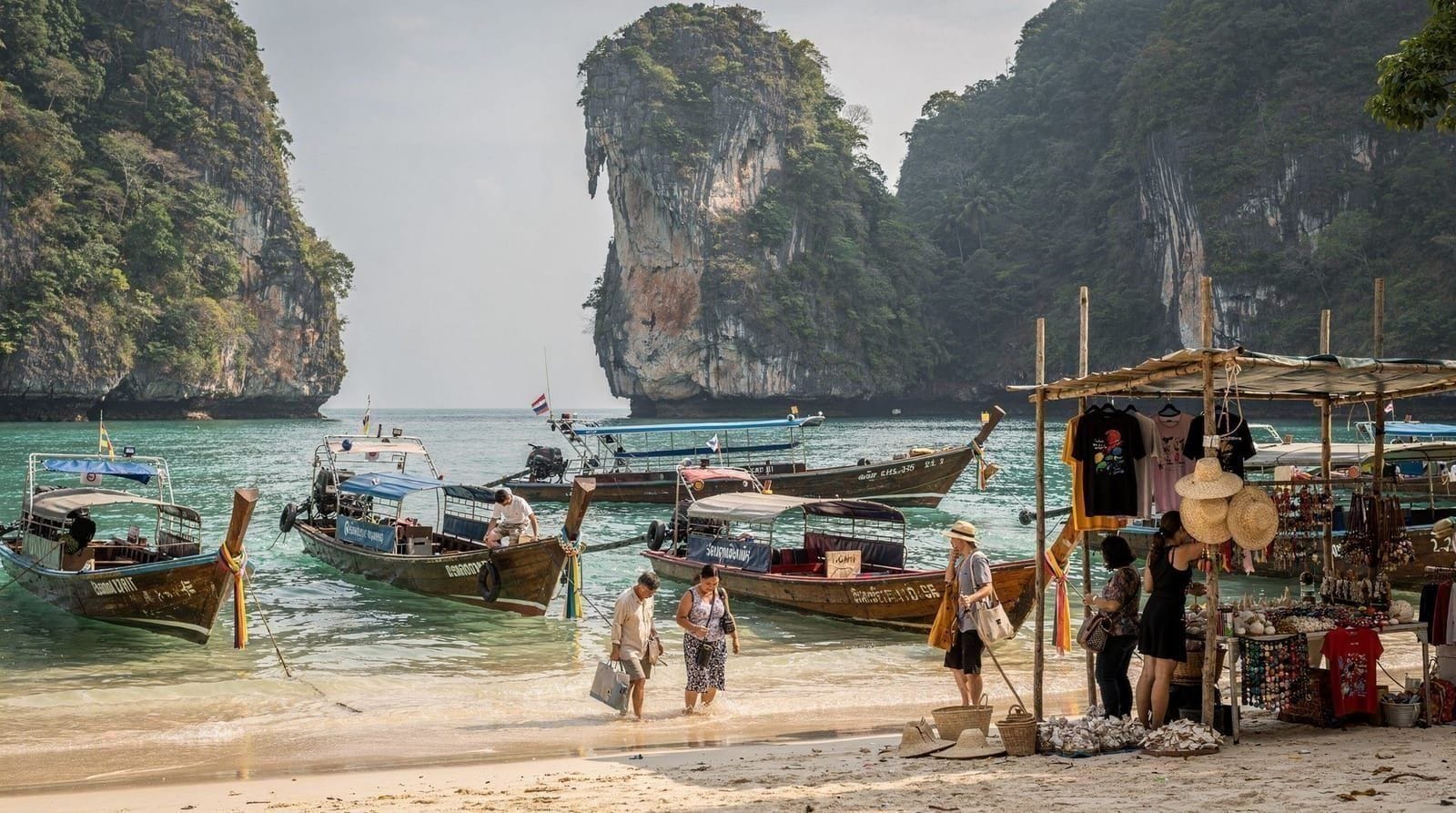 James Bond Island day trip from Phuket: Phang Nga Bay guide — Honest guide to James Bond Island (Khao Phing Kan) in Phang Nga Bay — longtail v