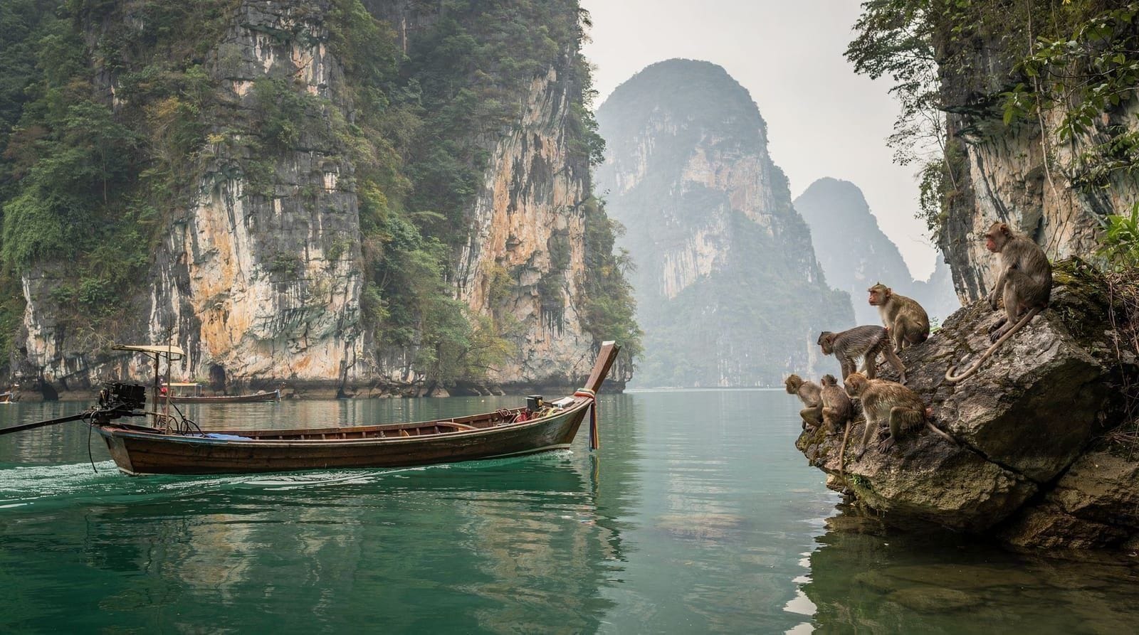 Phuket Khao Sok Chiao Lan Lake day tour