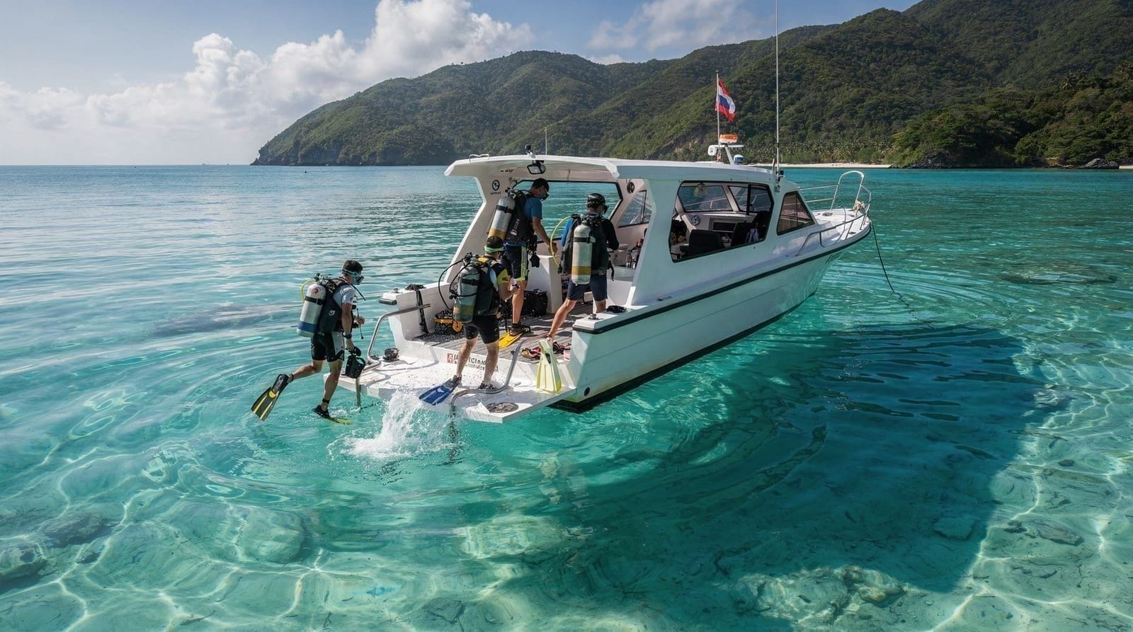 Racha Island snorkeling boat tour